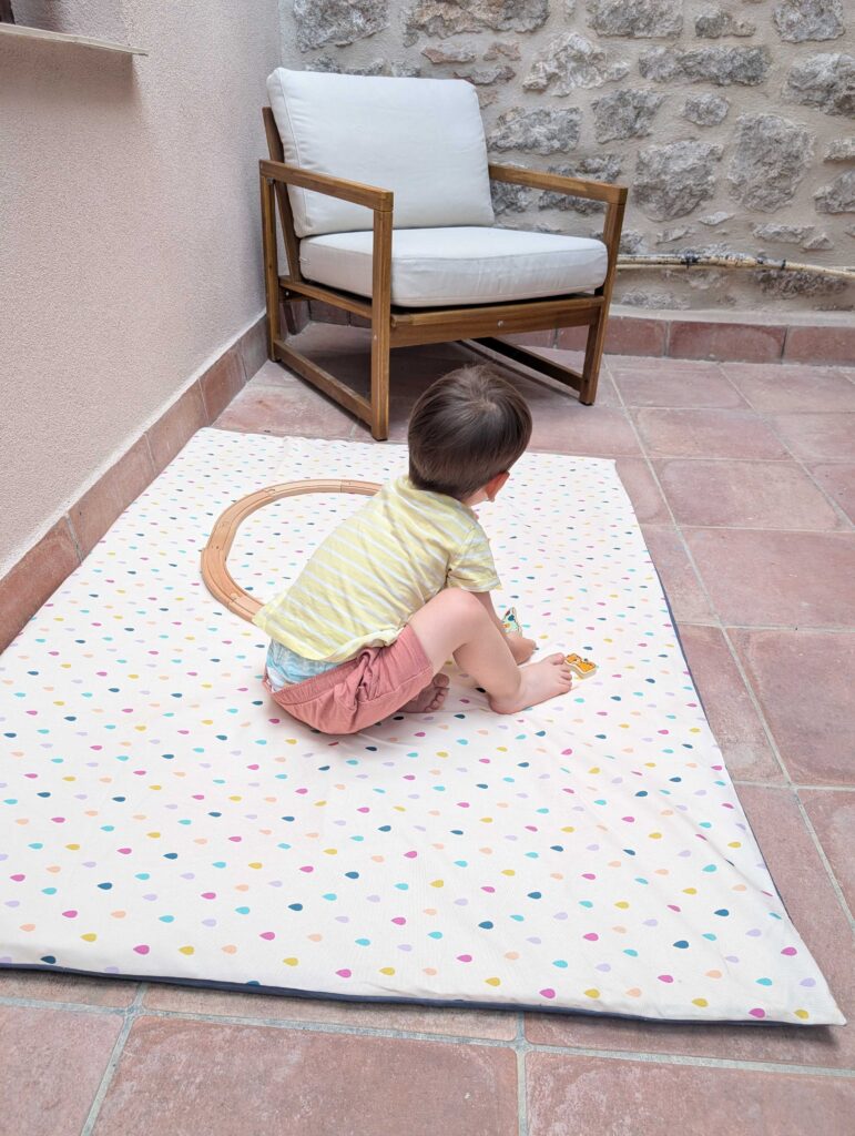 Colchoneta infantil 135x100cm Drops - imagen 3