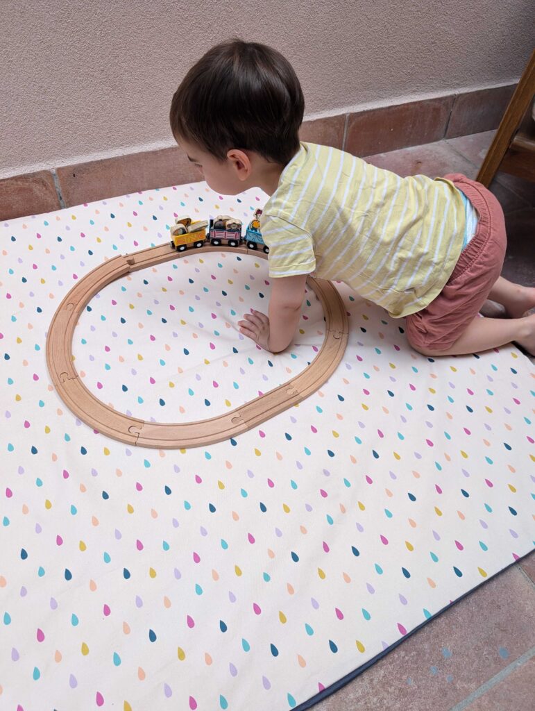 Colchoneta infantil 135x100cm Drops - imagen 4