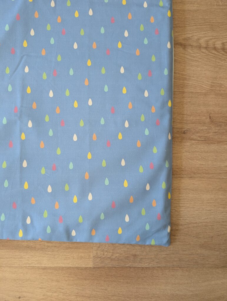Colchoneta de juego infantil 135x100cm Raindrops - imagen 3