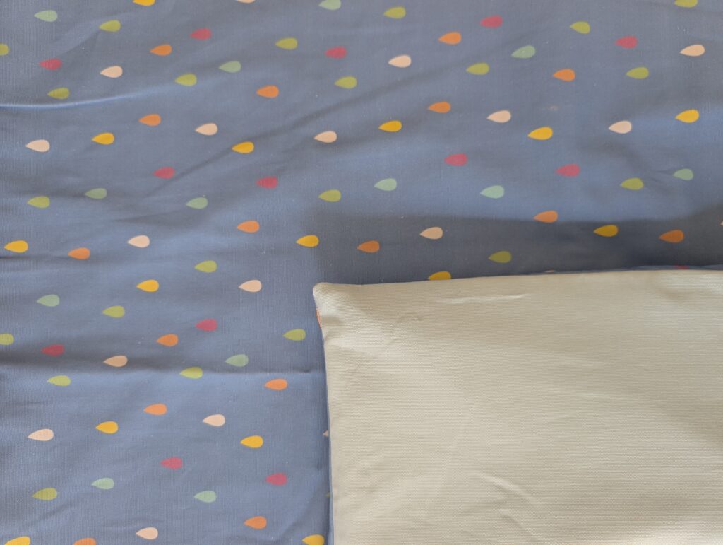 Colchoneta de juego infantil 135x100cm Raindrops - imagen 6